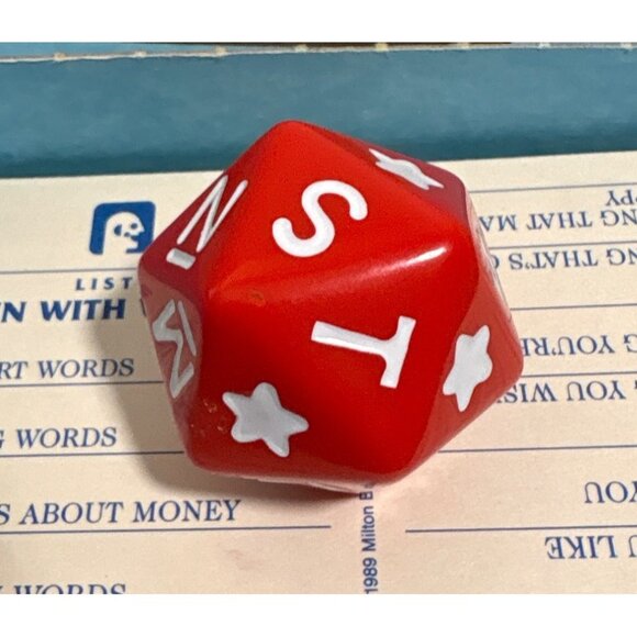 Scattergories Junior Board Game Ages 8-11 Complete Set By Milton Bradley 1990 - Picture 8 of 12